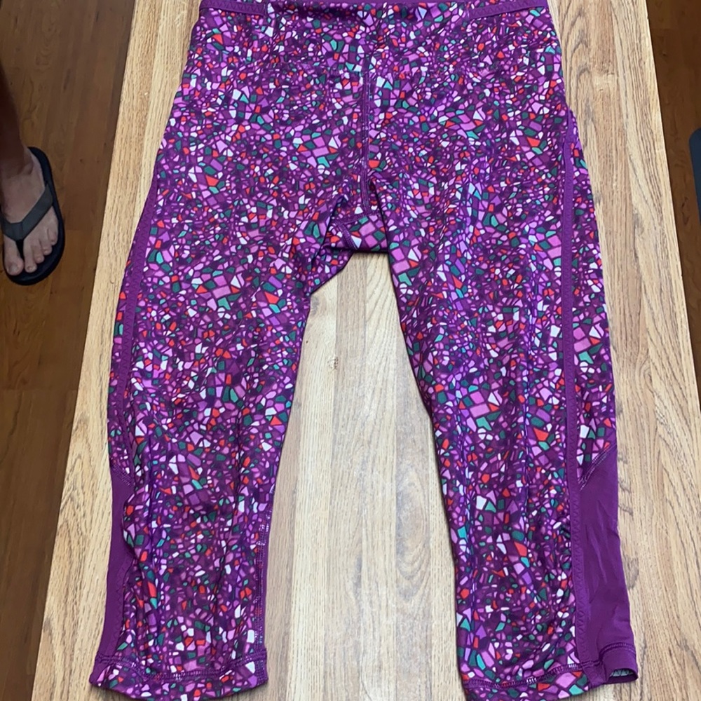 Lulu lemon crop tight capris